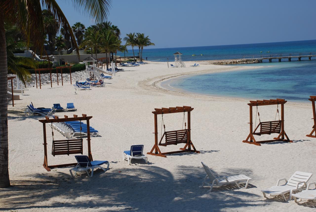 Luxury Villa Sleeps 6, Beach Access, Montego Bay Exteriér fotografie